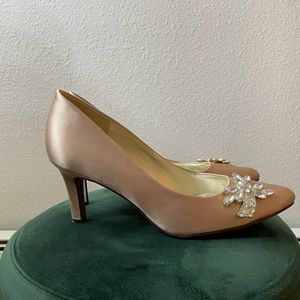 Naturalizer Heels